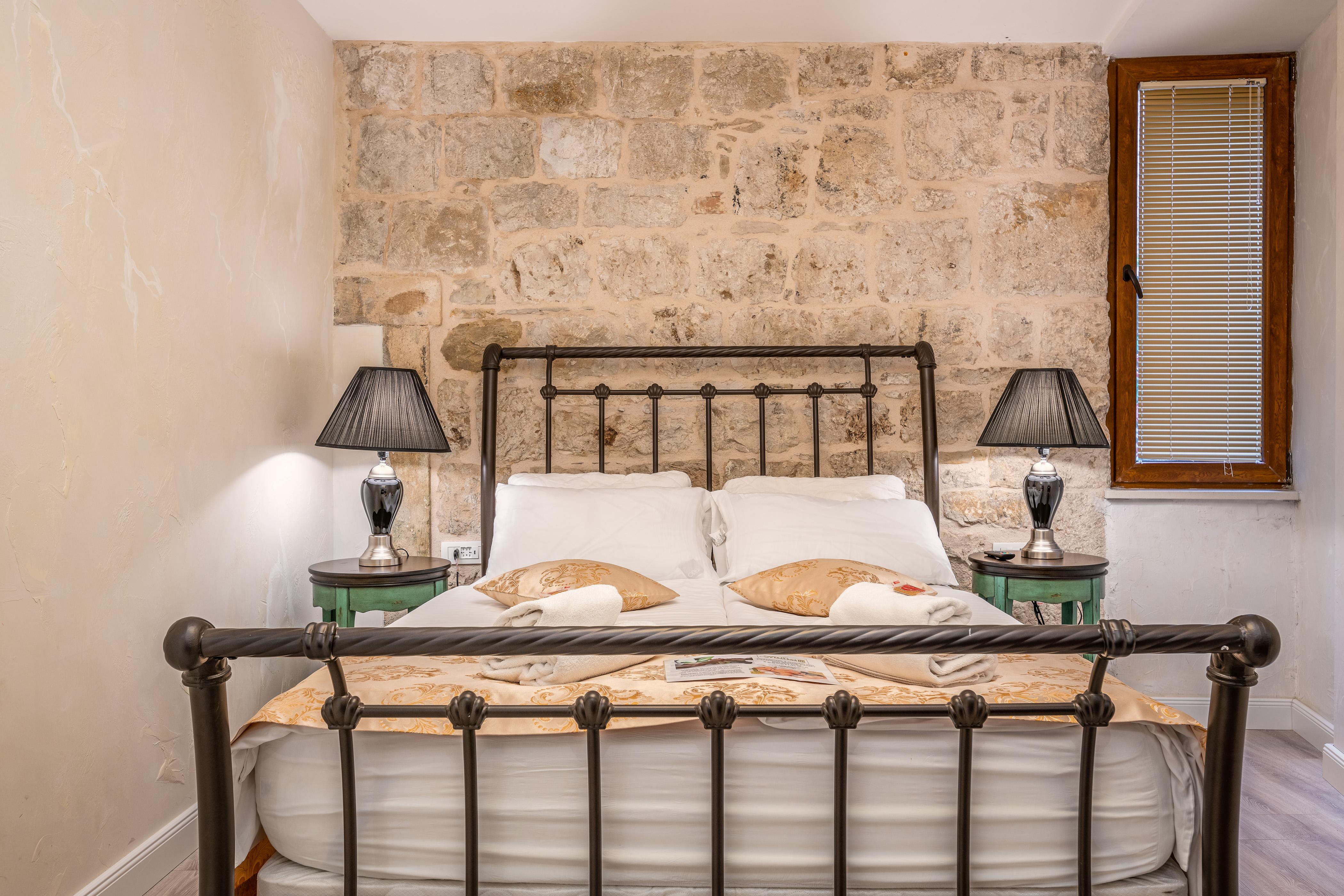 Heritage Palace Varos - Mag Quaint & Elegant Boutique Hotels Split Eksteriør billede