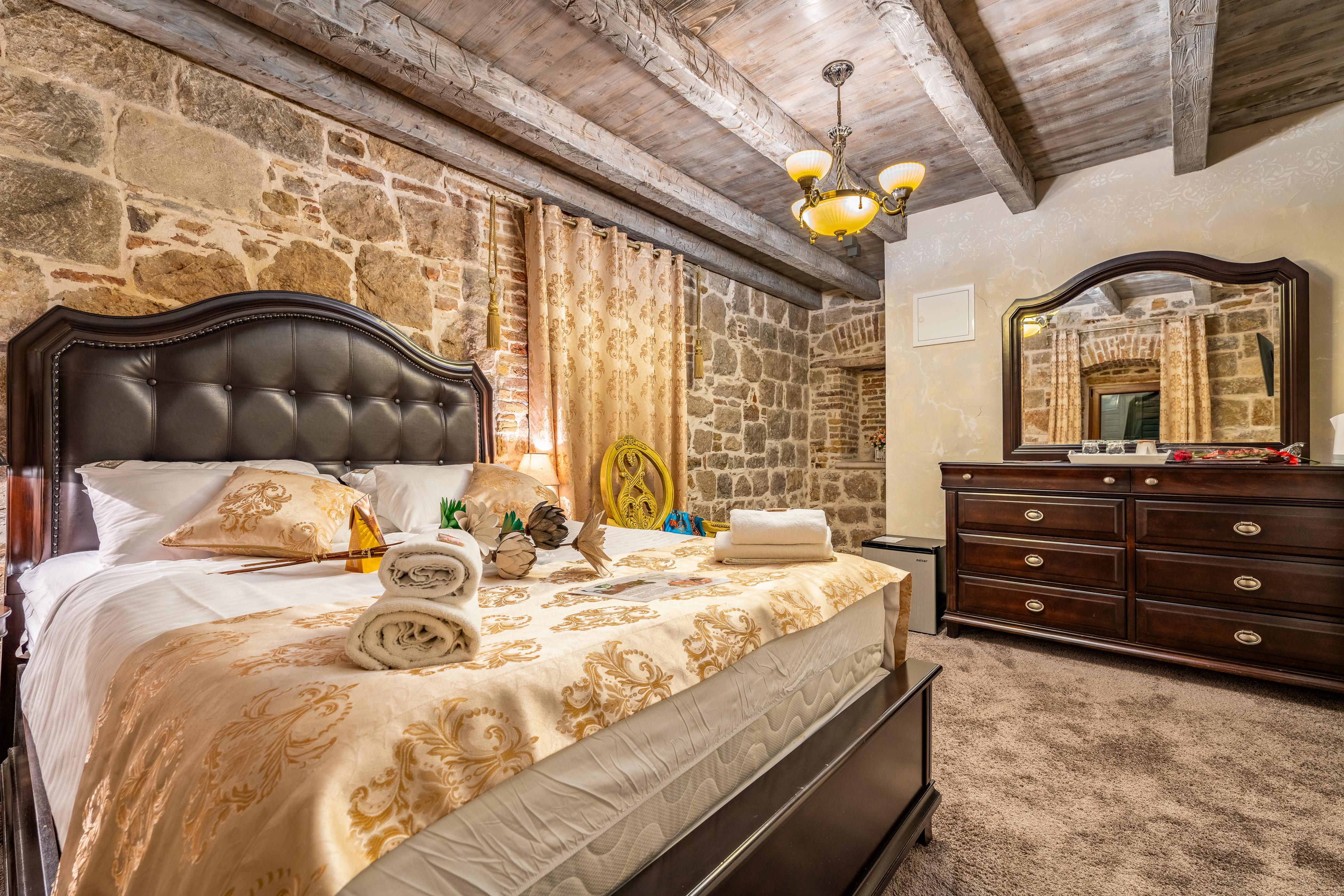 Heritage Palace Varos - Mag Quaint & Elegant Boutique Hotels Split Eksteriør billede