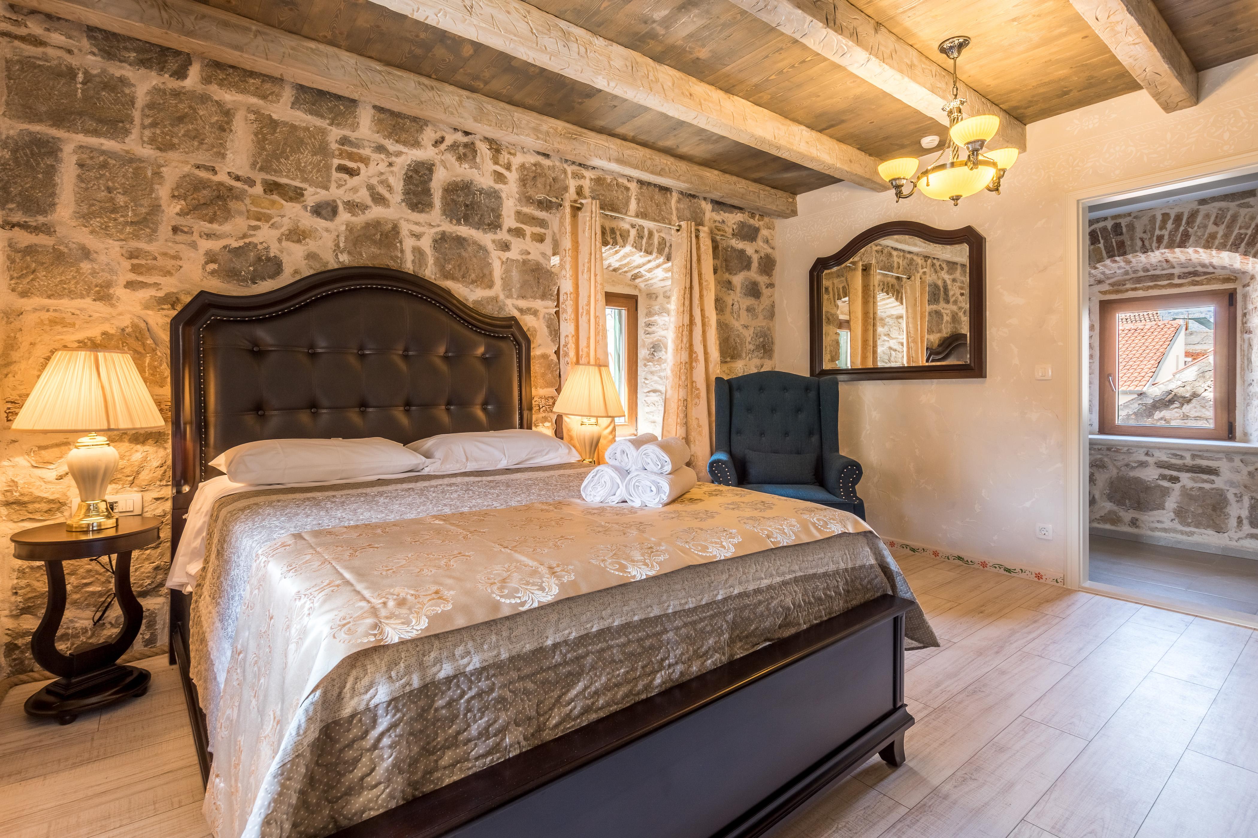 Heritage Palace Varos - Mag Quaint & Elegant Boutique Hotels Split Eksteriør billede