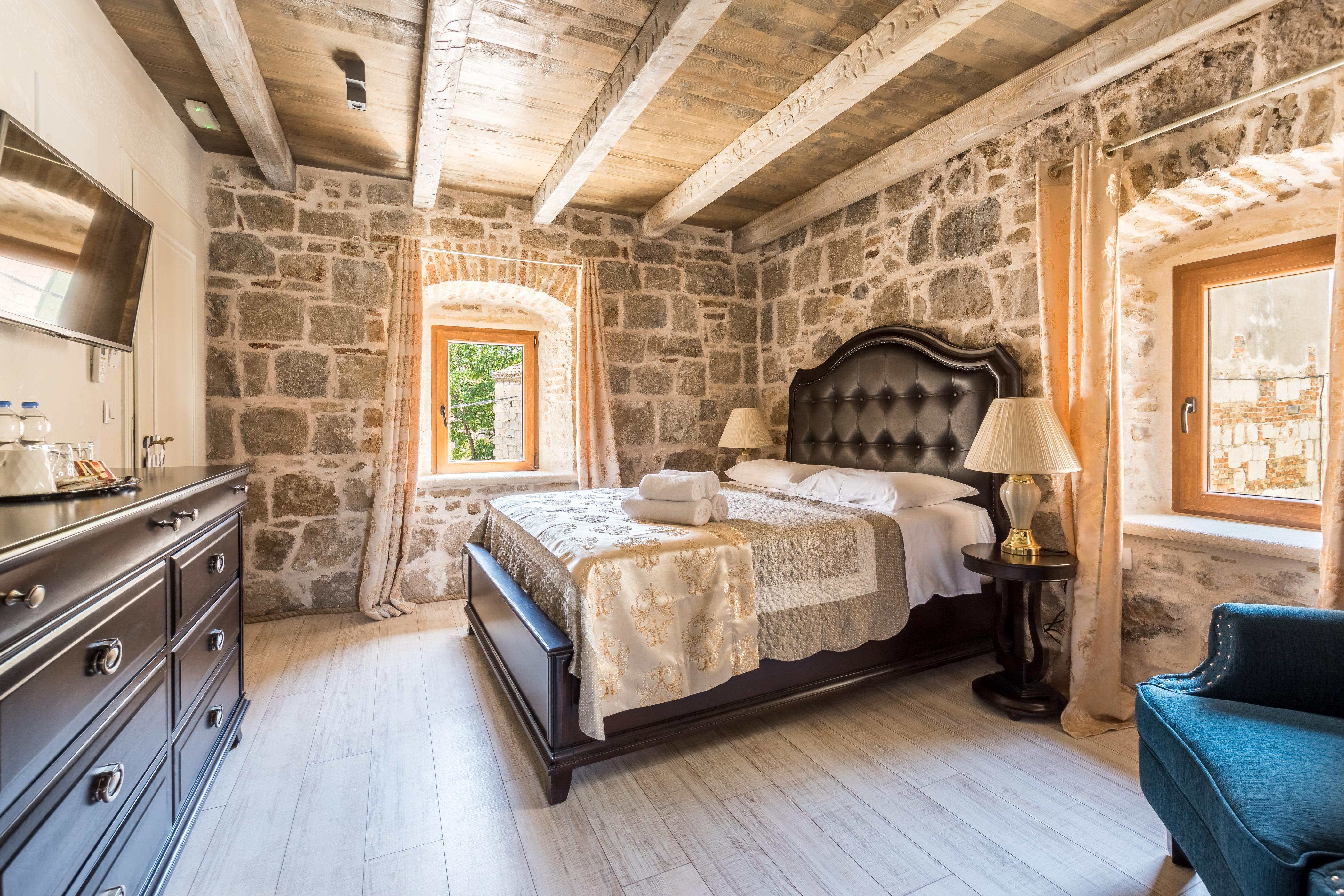 Heritage Palace Varos - Mag Quaint & Elegant Boutique Hotels Split Eksteriør billede