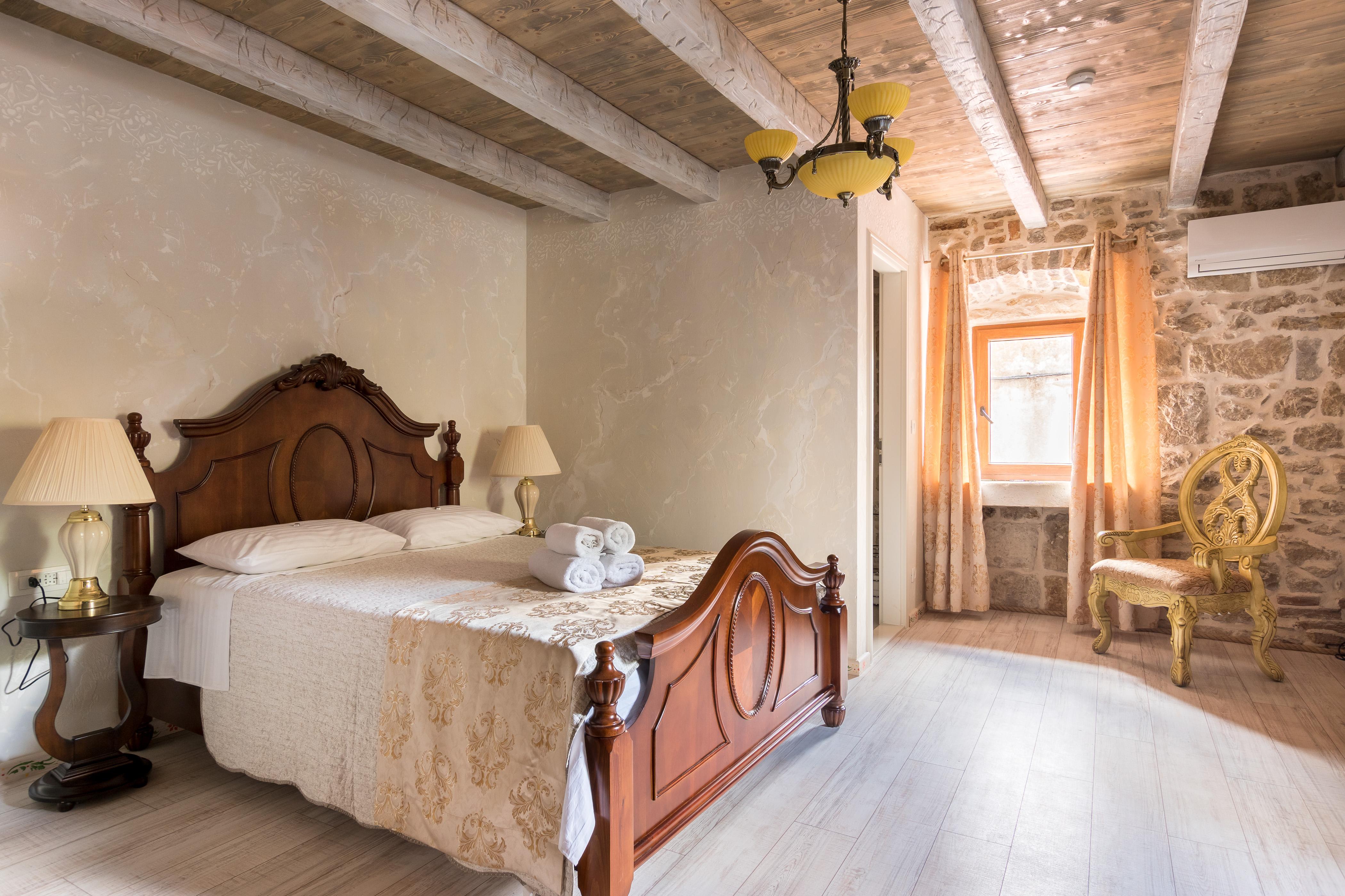 Heritage Palace Varos - Mag Quaint & Elegant Boutique Hotels Split Eksteriør billede